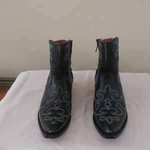 Lucchese black short cowgirl boot